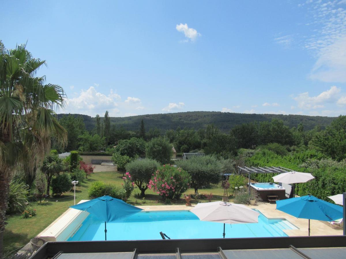 Le Cabanon Des Hirondelles Villa Villecroze Buitenkant foto