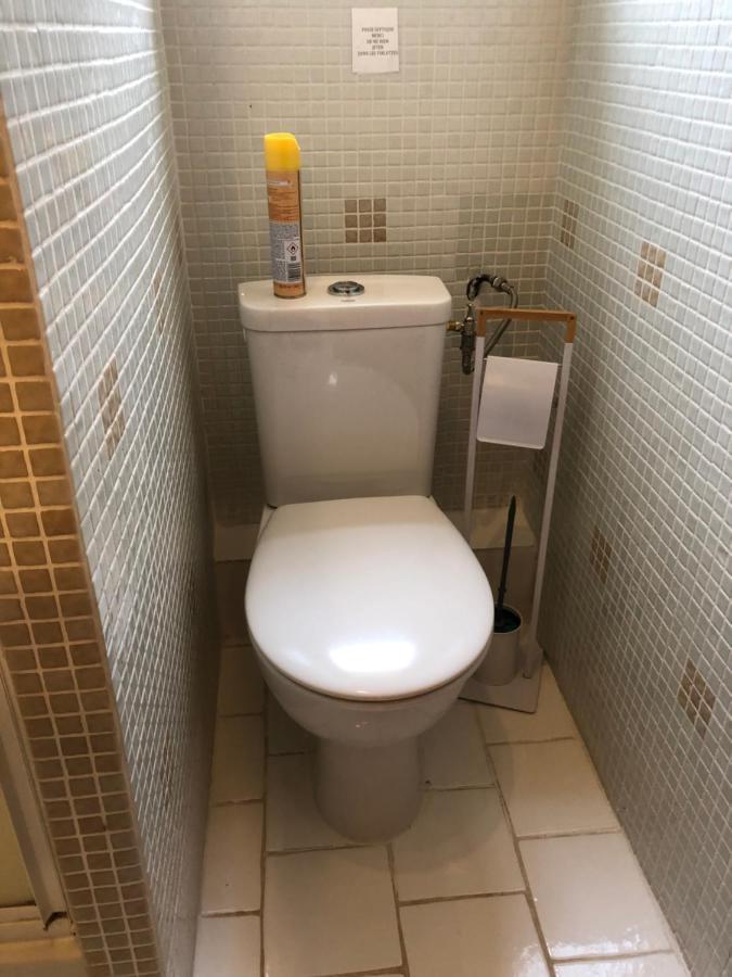 Le Cabanon Des Hirondelles Villa Villecroze Buitenkant foto